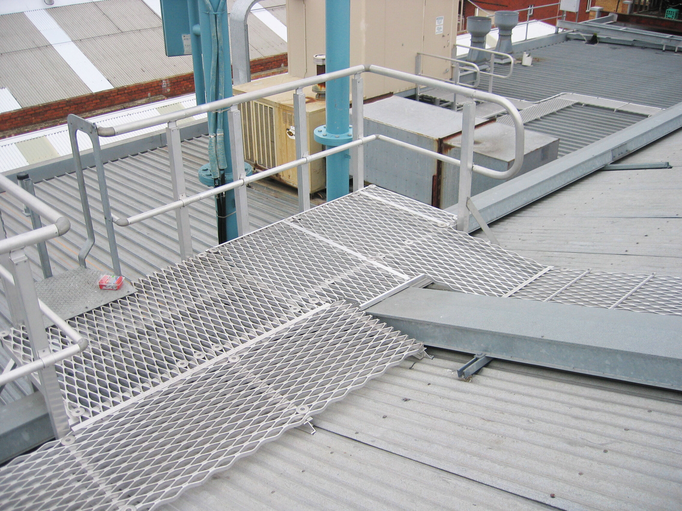 Roof access platform