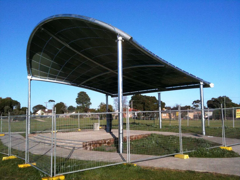 Curved Roof Shelter