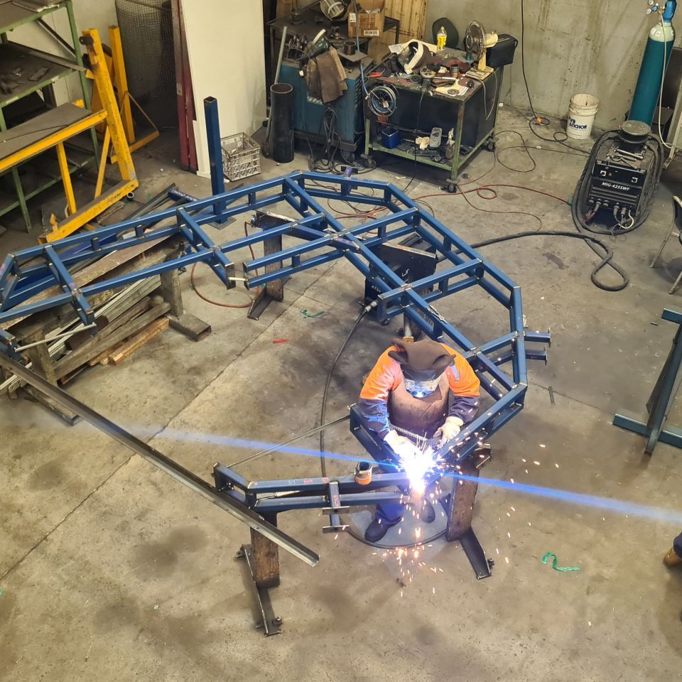 SHELTER BEING WELDED