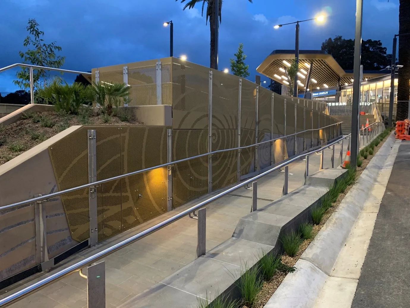 Cheltenham Station handrails Photo 3