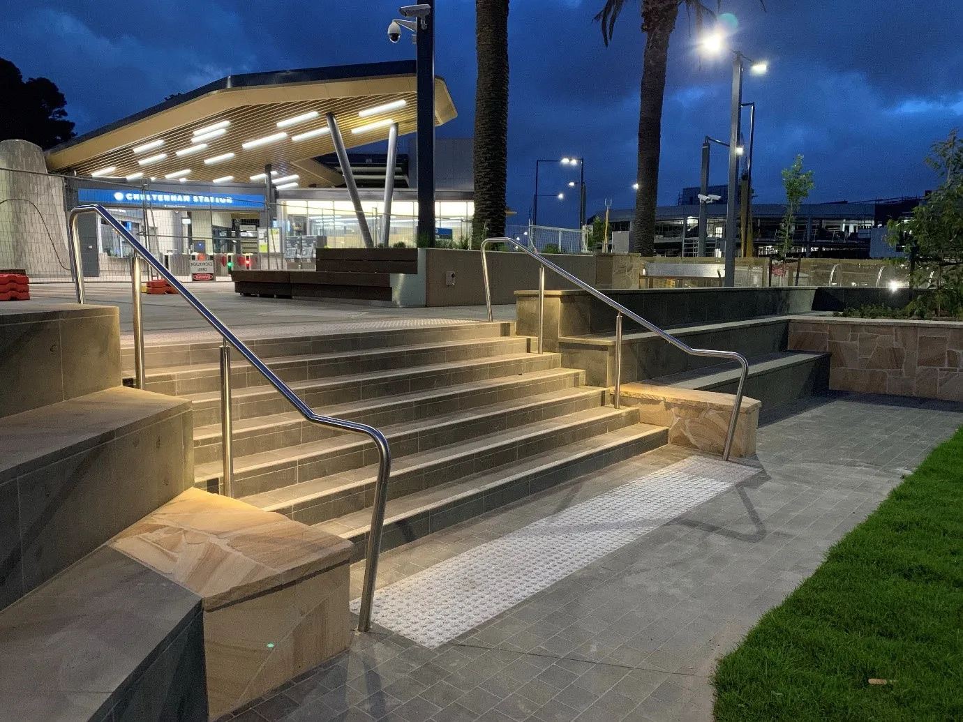 Cheltenham Station handrails Photo 6