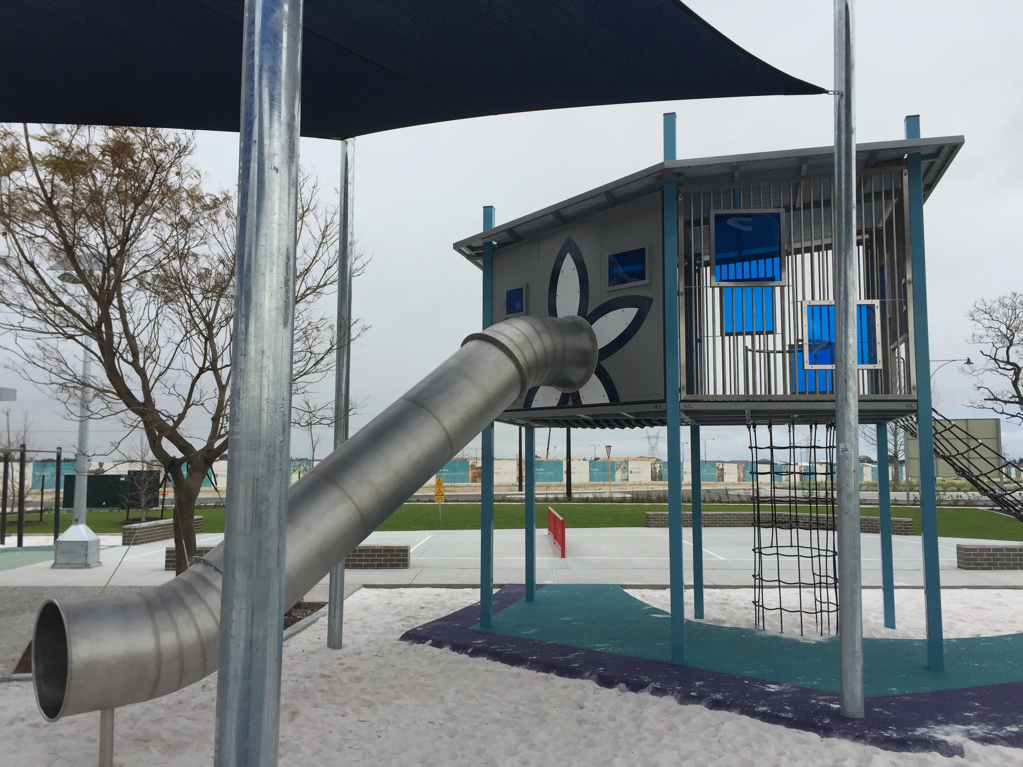 Playground with Stainless Steel Slide, Structure and Rope Climbing