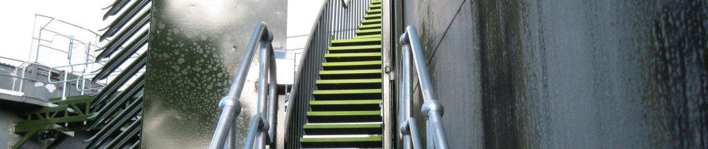 Stainless Steel Staircase with Hand Railing